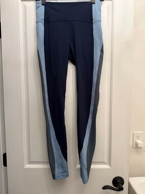lululemon athletica Navy & Light Blue Colorblock Leggings